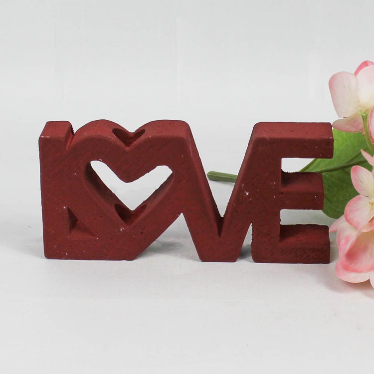 1009200002 LOVE бордо Гипсовая ваза для одного цв. H-68мм D-150мм