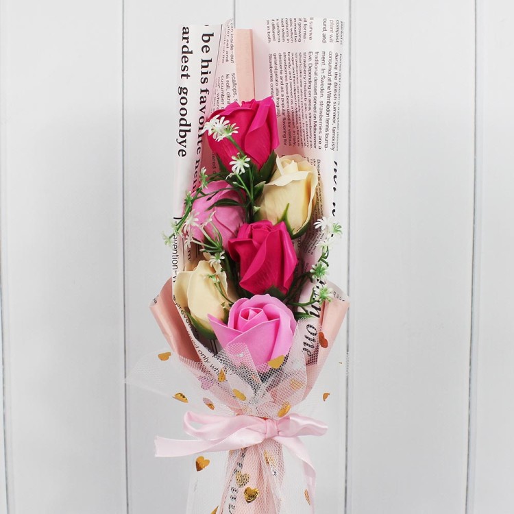 4533/3 Букет из мыльных цветов розовый  Розовая упаковка 11*36,5*7,5 см