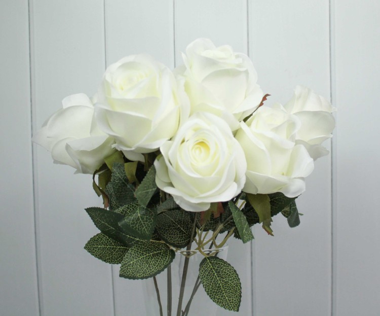 301-07-18/01 Искусственные цветы Розы 9 ст. Белый 301-07-18/01 Искусственные цветы Розы 9 ст. Белый