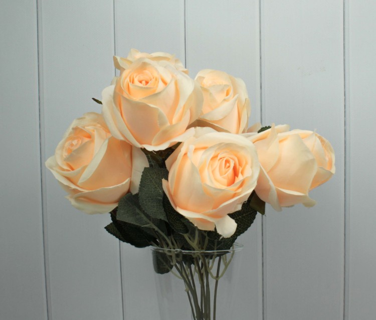 301-07-18/05 Искусственные цветы Розы 7 ст. Кремовый 1/1 301-07-18/05 Искусственные цветы Розы 7 ст. Кремовый 1/1