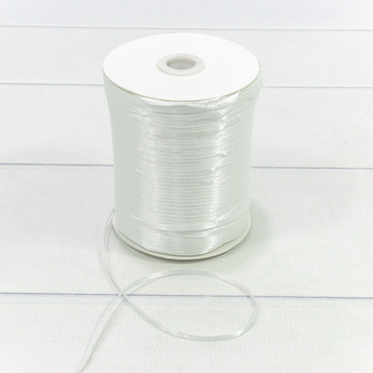 595-03/42 Лента Атласная Сатин (бобина) 0,3см*870ярд Тёплый белый 1/40		