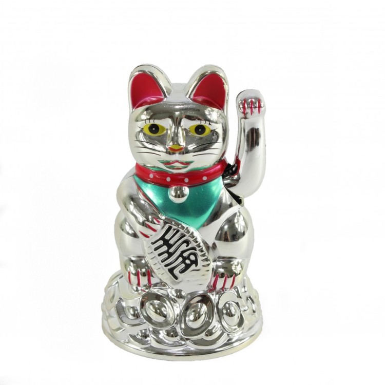 107131-2 Кот удачи на слитках (на батарейках) 7*7*12 см серебряный